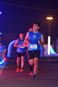 BIB: 42222
                            <button type="button" onclick="openModal(21427539)" class="btn btn-primary btn-sm float-right btn-popup" data-toggle="modal" data-target=".modal-high-quality">
                        <i class="fas fa-shopping-cart"></i> Add to Cart
                    </button>
                                            <button type="button" onclick="isThisMe(21427539, true)" class="btn btn-success btn-sm float-right btn-popup btn-isme hidden" data-toggle="tooltip" data-placement="bottom" title="นี่คือรูปของคุณใช่ไหม คลิกที่นี่เพื่อเอาเข้าอัลบั้ม">
                        <i class="fas fa-plus"></i> Add to album
                    </button>
                    <button type="button" onclick="isThisMe(21427539, false)" class="btn btn-warning btn-sm float-right btn-popup btn-isnotme hidden">
                        <i class="fas fa-ban"></i> Remove from album
                    </button>